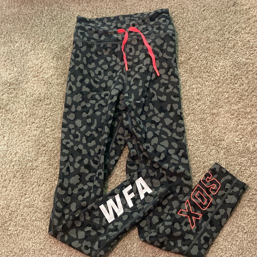 Sarah’s Day (second collab) with White Fox Boutique Leggings